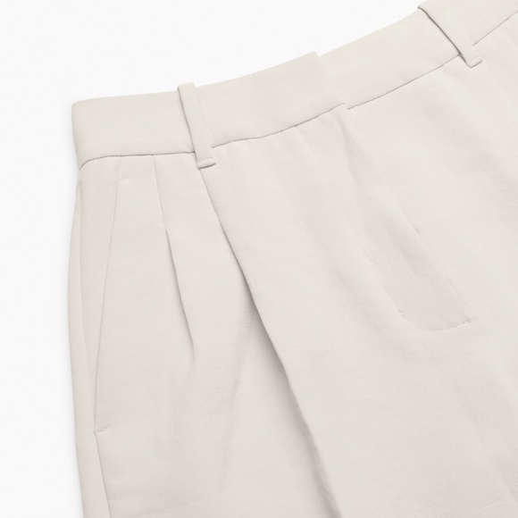 Aritzia Wilfred Effortless Pant 5” Short in light baby blue/gray size 00 - Picture 8 of 14